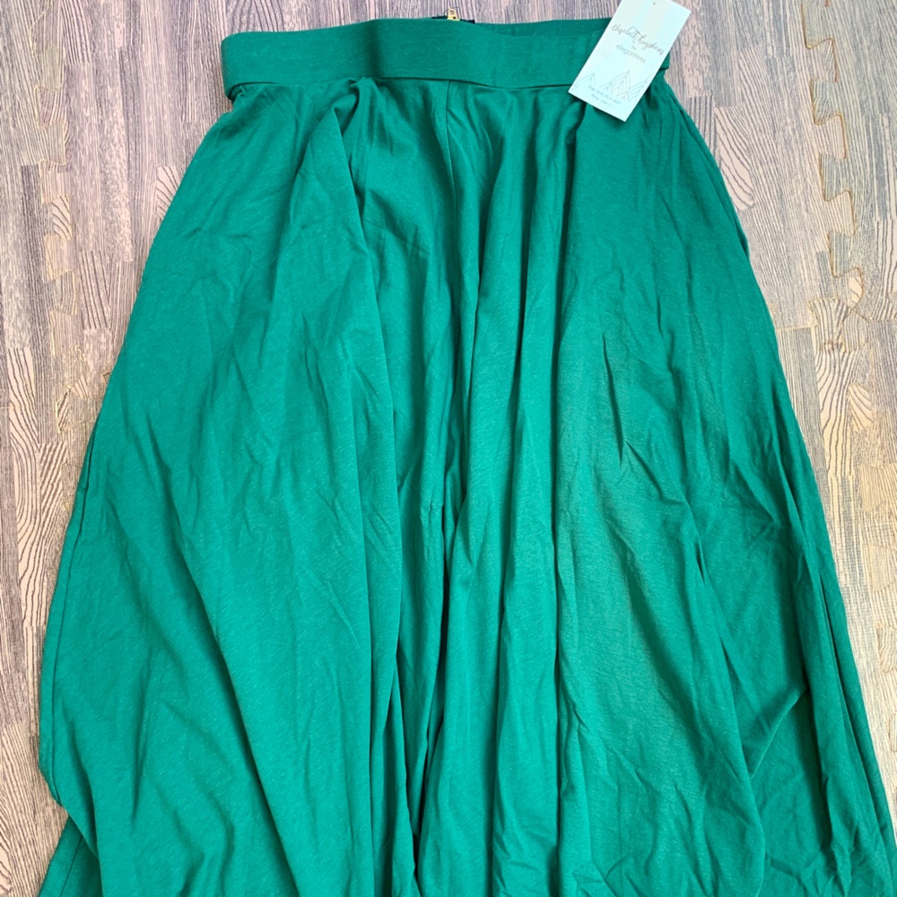 Elegantees maxi skirt